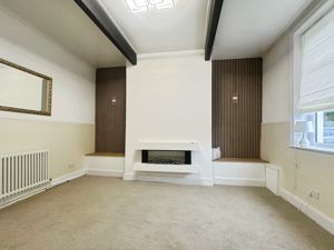 Lounge- click for photo gallery